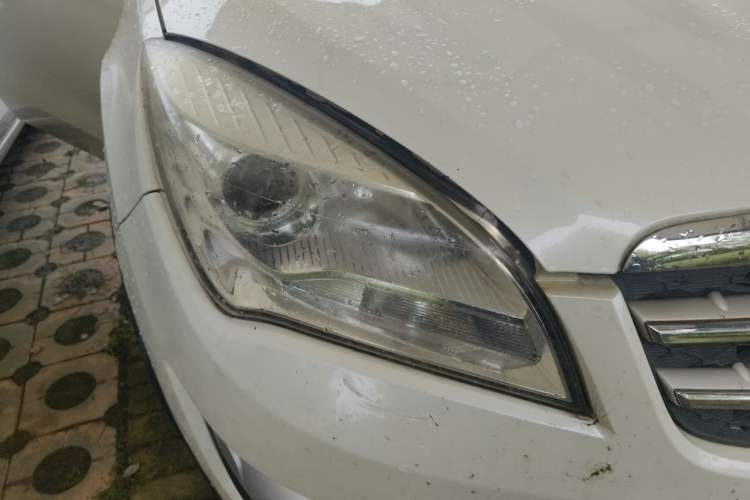 Used CHANGAN CS35 2015 1.6L Manual Luxury Model China IV Standard Right Front Headlight