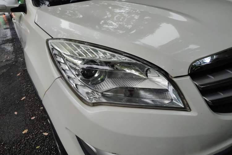 Used CHANGAN CS35 2015 1.6L Manual Luxury Model China IV Standard Right Front Headlight