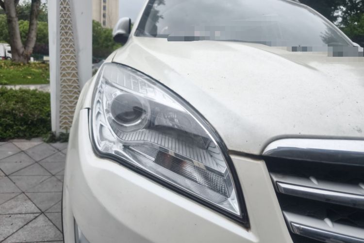 Used CHANGAN CS35 2015 1.6L Manual Luxury Model China IV Standard Right Front Headlight