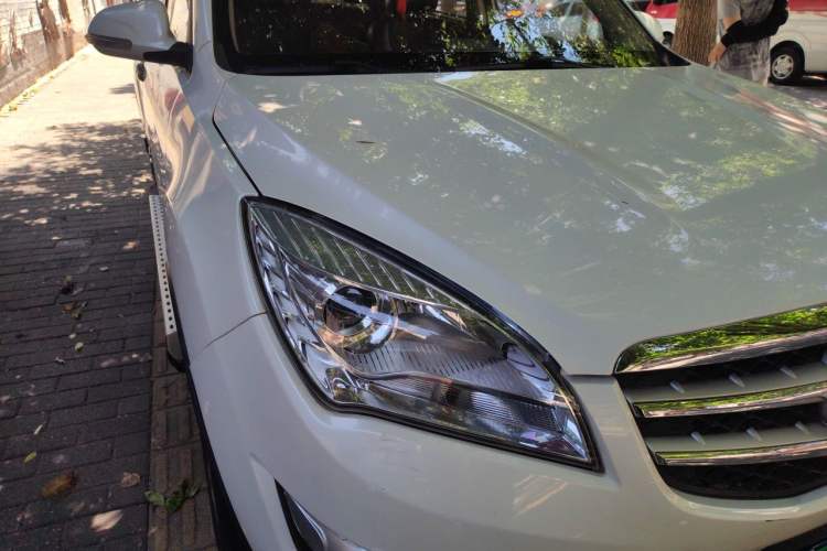 Used CHANGAN CS35 2015 1.6L Automatic Luxury Model China IV Standard Right Front Headlight
