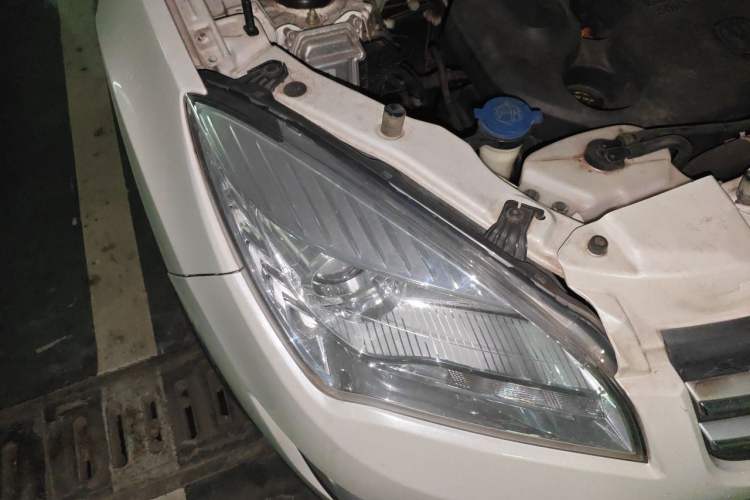 Used CHANGAN CS35 2015 1.6L Manual Luxury Model China IV Standard Right Front Headlight