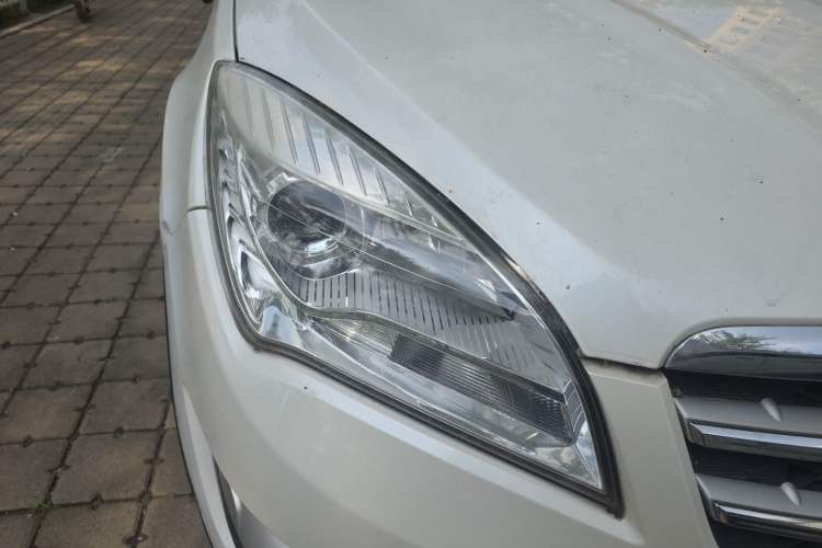 Used CHANGAN CS35 2015 1.6L Manual Luxury Model China IV Standard Right Front Headlight