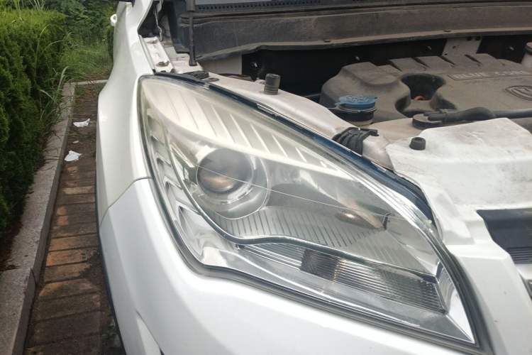 Used CHANGAN CS35 2015 1.6L Manual Luxury Model China V Standard Right Front Headlight