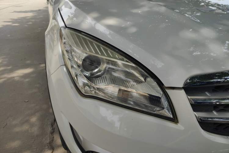 Used CHANGAN CS35 2015 1.6L Manual Luxury Model China V Standard Right Front Headlight