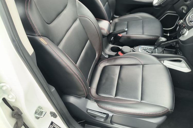 Used CHANGAN CS35 2015 1.6L Automatic Luxury Model China V Standard Right Front Seat