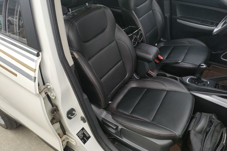 Used CHANGAN CS35 2015 1.6L Manual Luxury Model China IV Standard Right Front Seat