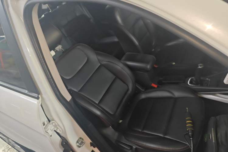 Used CHANGAN CS35 2015 1.6L Manual Luxury Model China IV Standard Right Front Seat