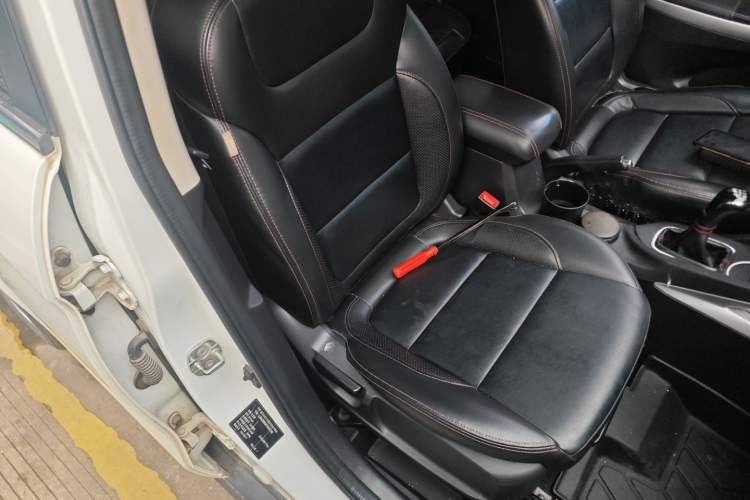 Used CHANGAN CS35 2015 1.6L Manual Luxury Model China V Standard Right Front Seat