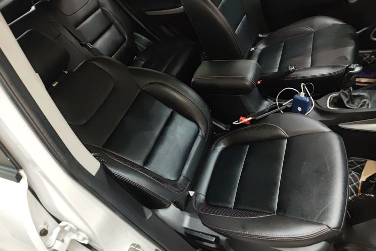 Used CHANGAN CS35 2015 1.6L Manual Luxury Model China IV Standard Right Front Seat