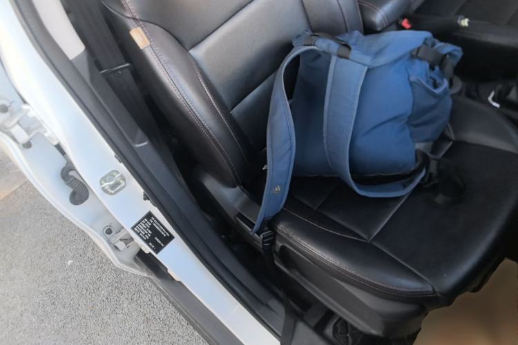 Used CHANGAN CS35 2015 1.6L Manual Luxury Model China IV Standard Right Front Seat