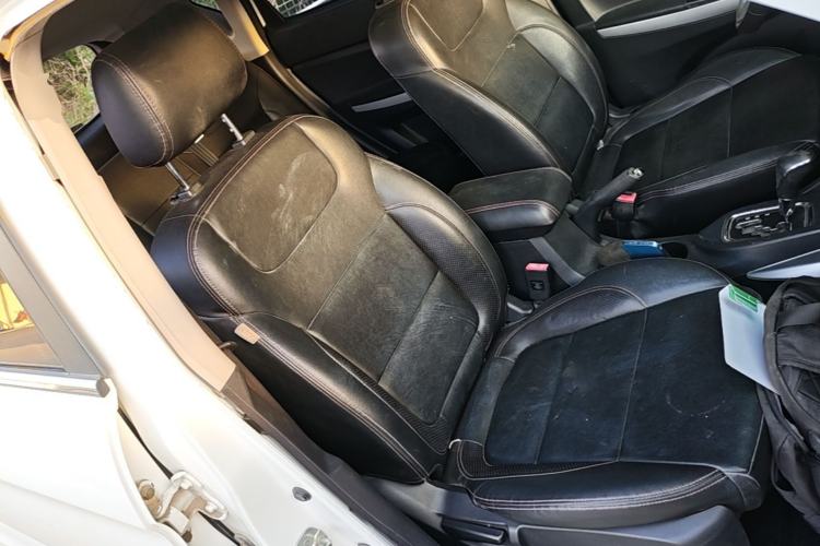 Used CHANGAN CS35 2015 1.6L Automatic Luxury Model China V Standard Right Front Seat