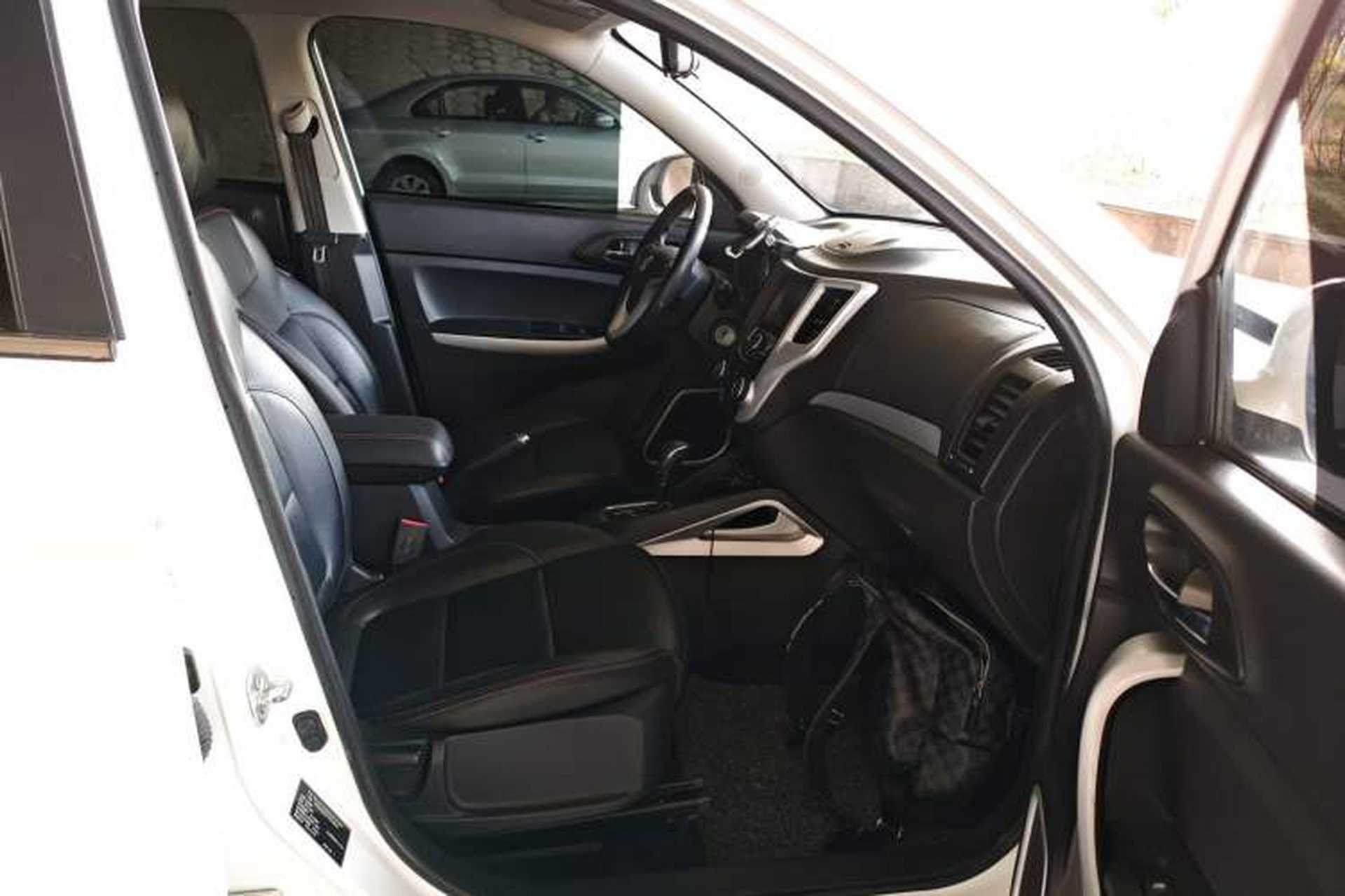 Used CHANGAN CS35 2015 1.6L Automatic Luxury Model China V Standard Right Front Seat