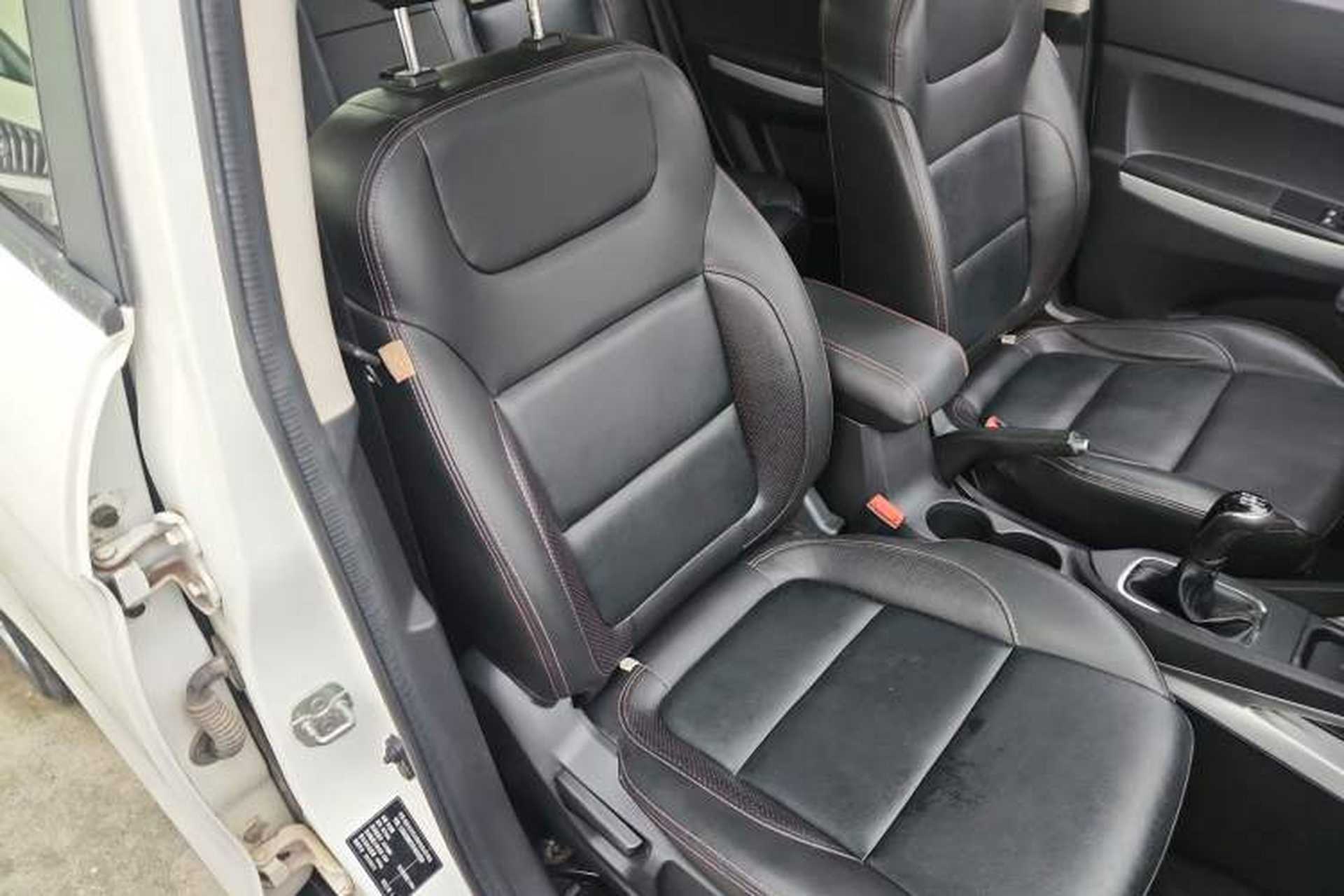 Used CHANGAN CS35 2015 1.6L Manual Luxury Model China IV Standard Right Front Seat