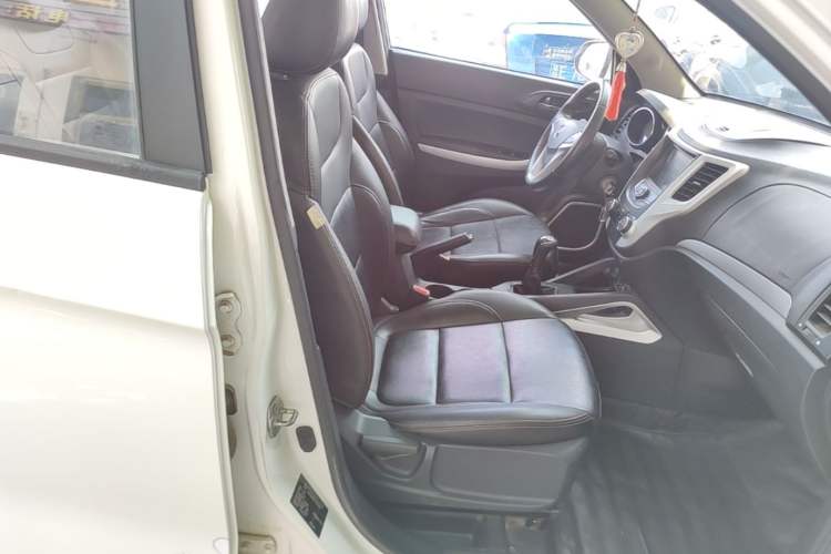 Used CHANGAN CS35 2015 1.6L Manual Luxury Model China IV Standard Right Front Seat