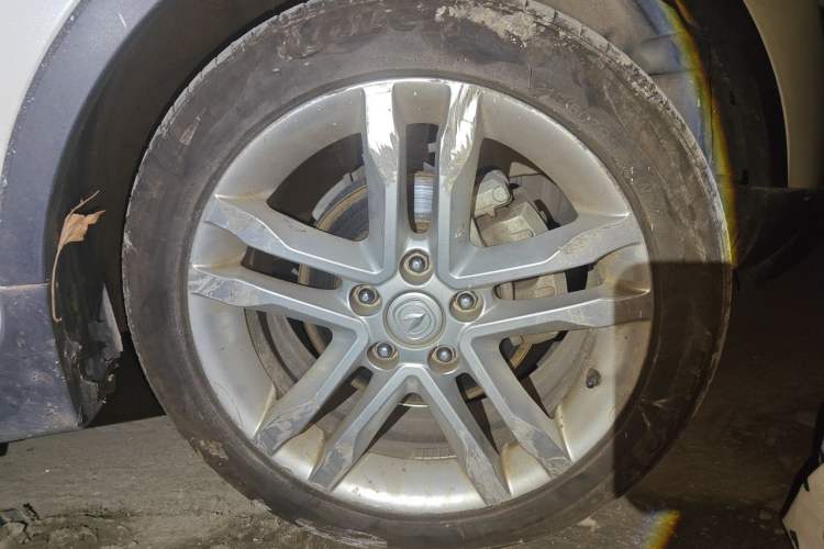 Used CHANGAN CS35 2015 1.6L Automatic Luxury Model China IV Standard Right Front Wheel Hub