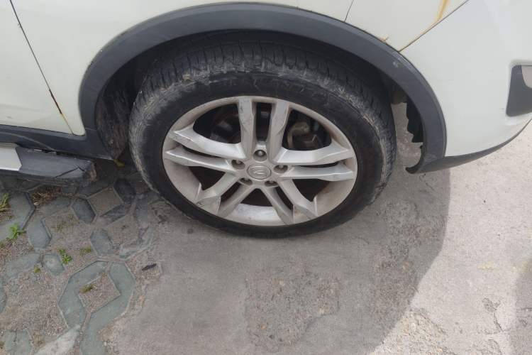 Used CHANGAN CS35 2015 1.6L Automatic Prestige Model China IV Standard Right Front Wheel Hub