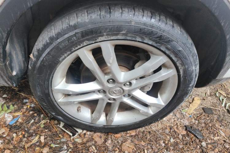 Used CHANGAN CS35 2015 1.6L Manual Luxury Model China V Standard Right Front Wheel Hub
