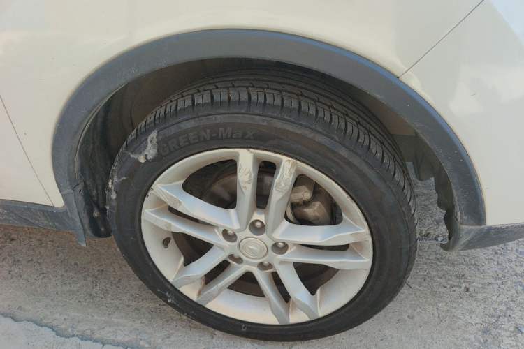 Used CHANGAN CS35 2015 1.6L Manual Luxury Model China IV Standard Right Front Wheel Hub