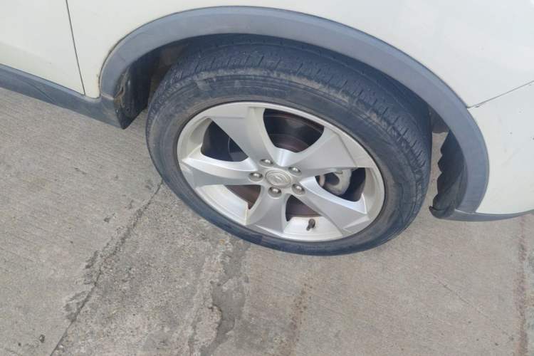 Used CHANGAN CS35 2015 1.6L Automatic Prestige Model China IV Standard Right Front Wheel Hub