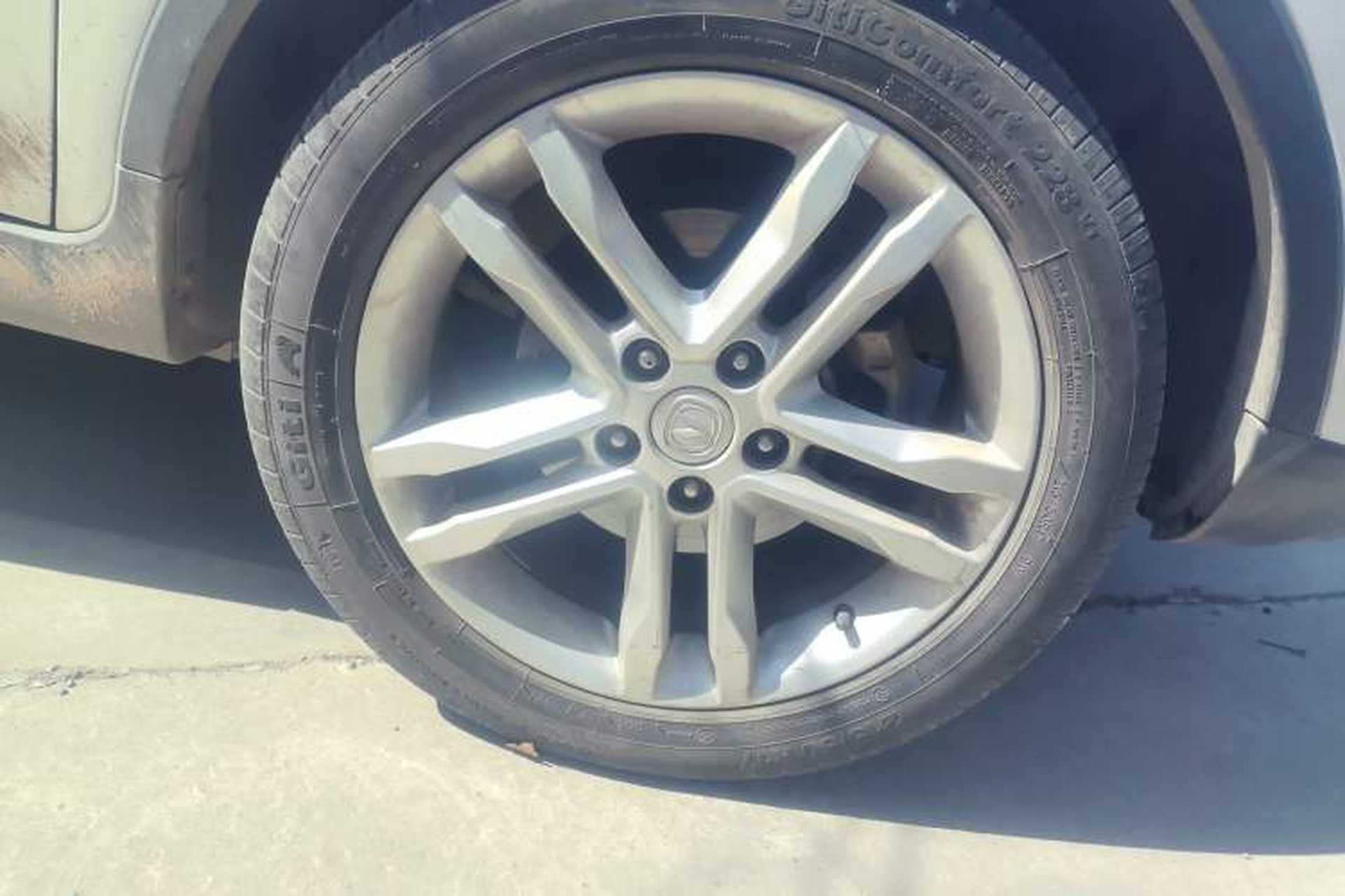 Used CHANGAN CS35 2015 1.6L Manual Comfort Model China IV Standard Right Front Wheel Hub