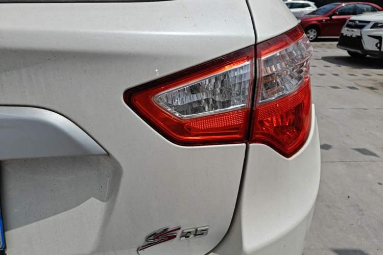 Used CHANGAN CS35 2015 1.6L Manual Luxury Model China IV Standard Right Rear Taillight