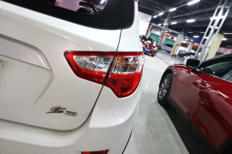 Used CHANGAN CS35 2015 1.6L Automatic Luxury Model China V Standard Right Rear Taillight