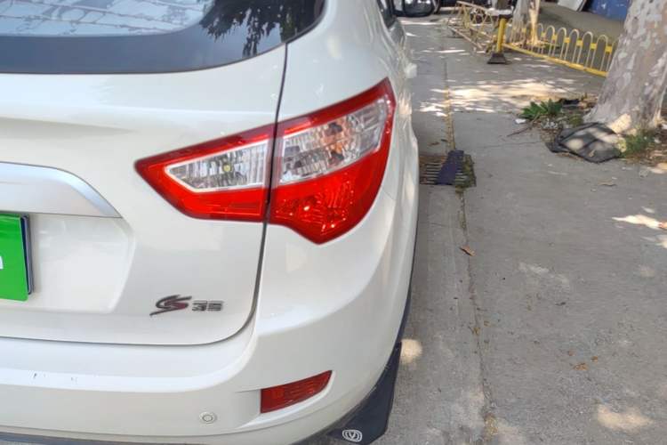 Used CHANGAN CS35 2015 1.6L Manual Luxury Model China IV Standard Right Rear Taillight