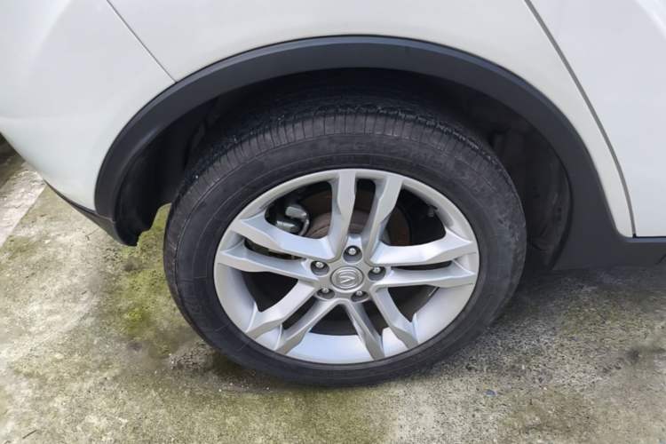 Used CHANGAN CS35 2015 1.6L Manual Luxury Model China IV Standard Right Rear Wheel Hub