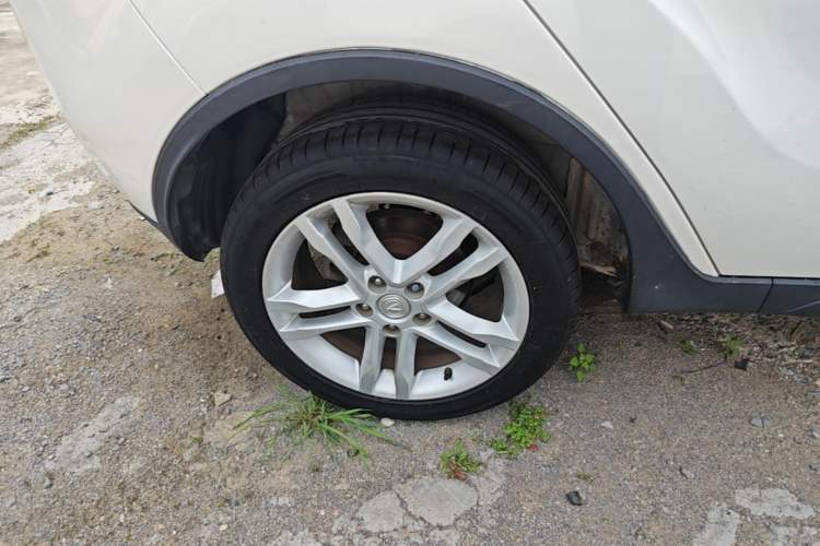 Used CHANGAN CS35 2015 1.6L Manual Luxury Model China IV Standard Right Rear Wheel Hub
