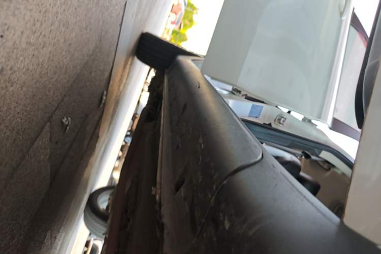 Used CHANGAN CS35 2015 1.6L Manual Luxury Model China IV Standard Right Side Sill