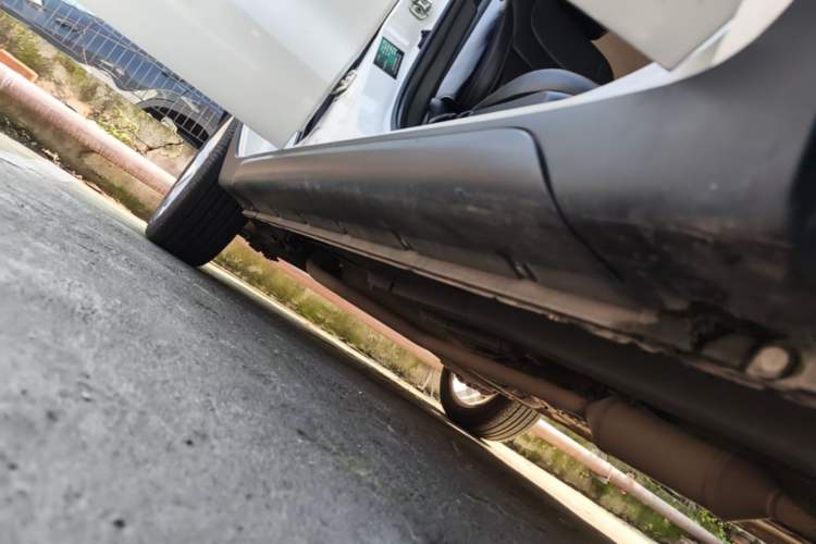 Used CHANGAN CS35 2015 1.6L Manual Luxury Model China IV Standard Right Side Sill