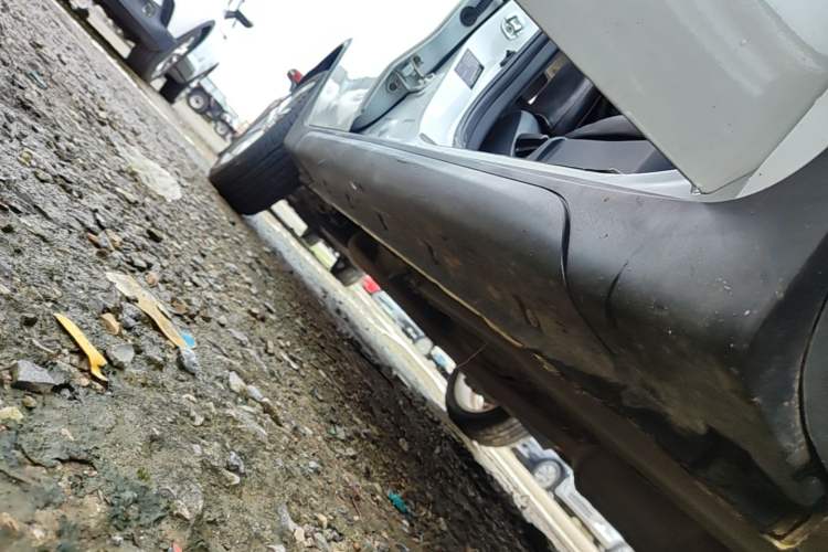 Used CHANGAN CS35 2015 1.6L Automatic Luxury Model China V Standard Right Side Sill