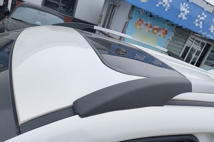 Used CHANGAN CS35 2015 1.6L Manual Luxury Model China IV Standard Roof