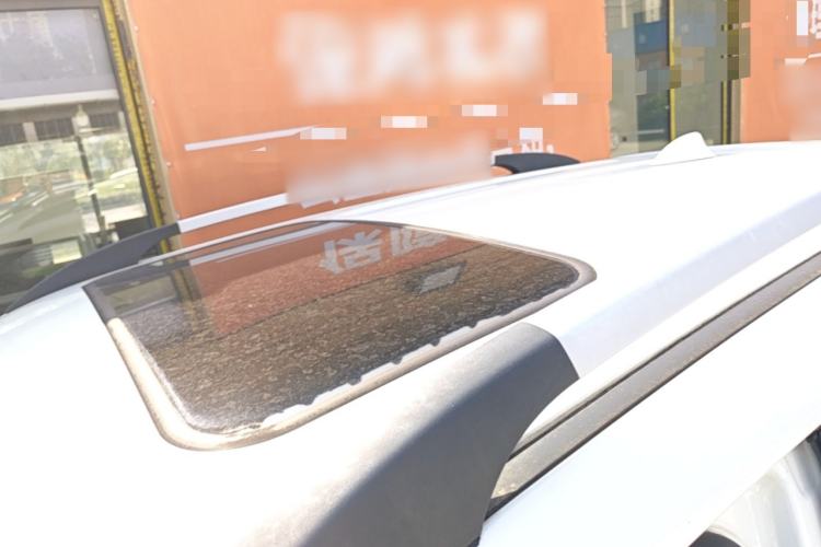 Used CHANGAN CS35 2015 1.6L Automatic Luxury Model China IV Standard Roof