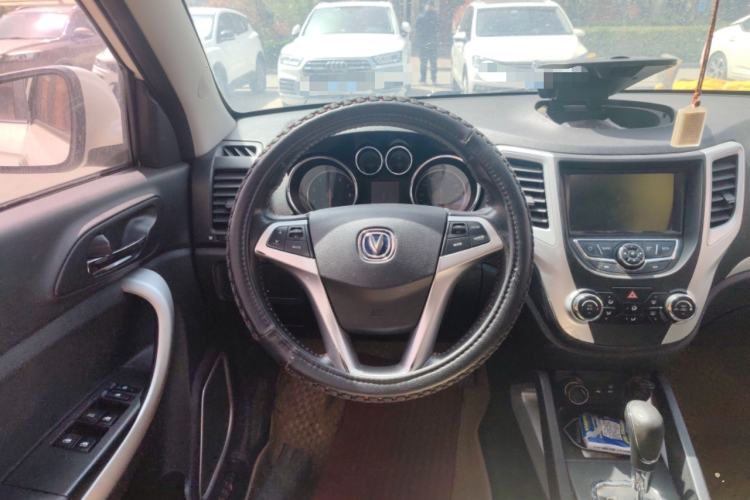 Used CHANGAN CS35 2015 1.6L Automatic Prestige Model China IV Standard Steering Wheel