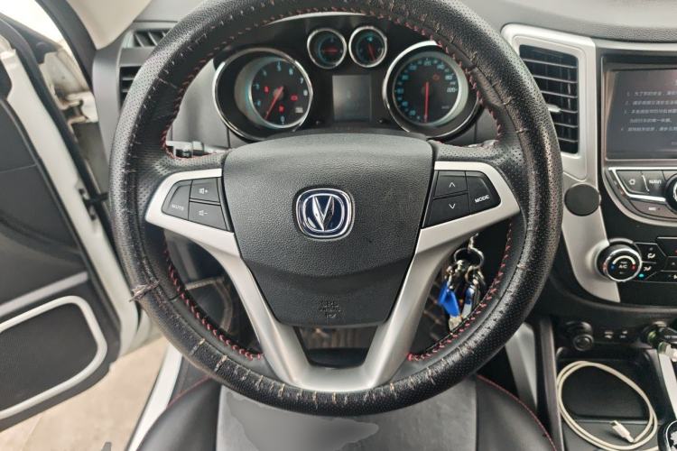 Used CHANGAN CS35 2015 1.6L Manual Luxury Model China IV Standard Steering Wheel