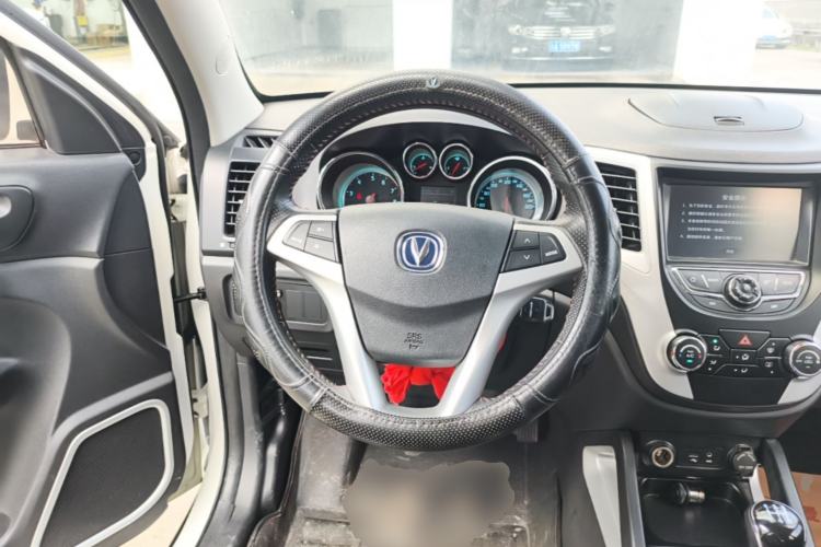 Used CHANGAN CS35 2015 1.6L Manual Luxury Model China IV Standard Steering Wheel