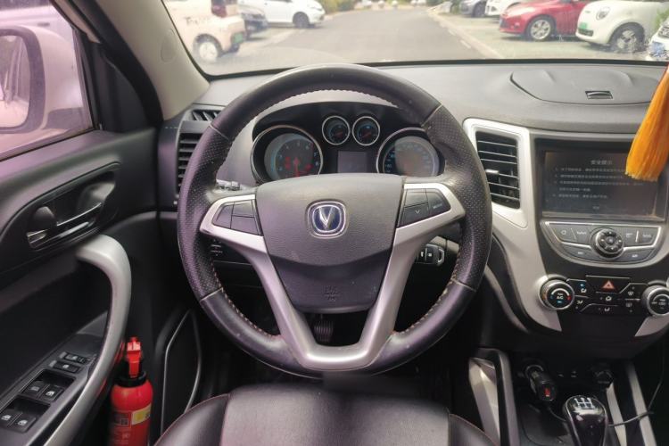 Used CHANGAN CS35 2015 1.6L Manual Luxury Model China IV Standard Steering Wheel