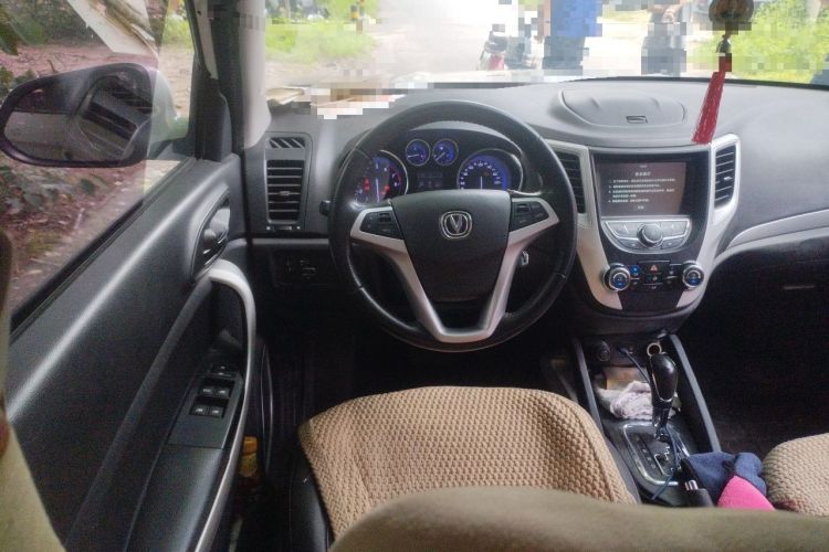 Used CHANGAN CS35 2015 1.6L Automatic Luxury Model China IV Standard Steering Wheel