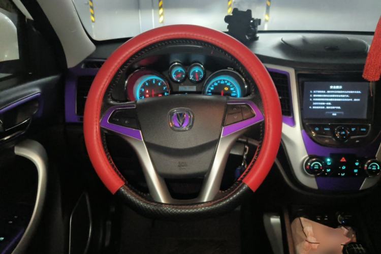 Used CHANGAN CS35 2015 1.6L Manual Luxury Model China V Standard Steering Wheel
