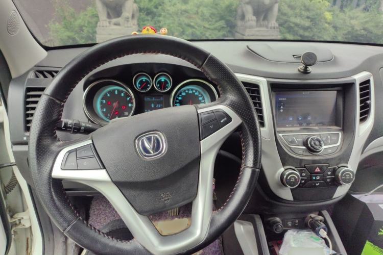 Used CHANGAN CS35 2015 1.6L Manual Luxury Model China IV Standard Steering Wheel