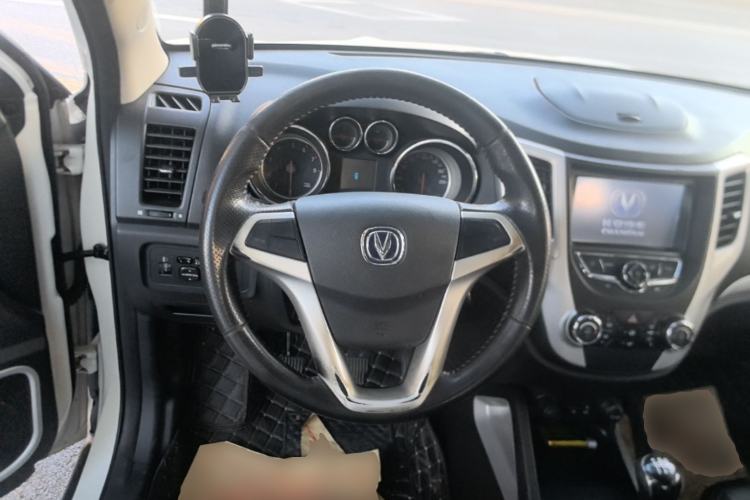 Used CHANGAN CS35 2015 1.6L Manual Luxury Model China IV Standard Steering Wheel