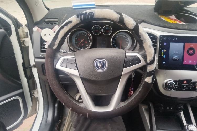 Used CHANGAN CS35 2015 1.6L Manual Luxury Model China IV Standard Steering Wheel