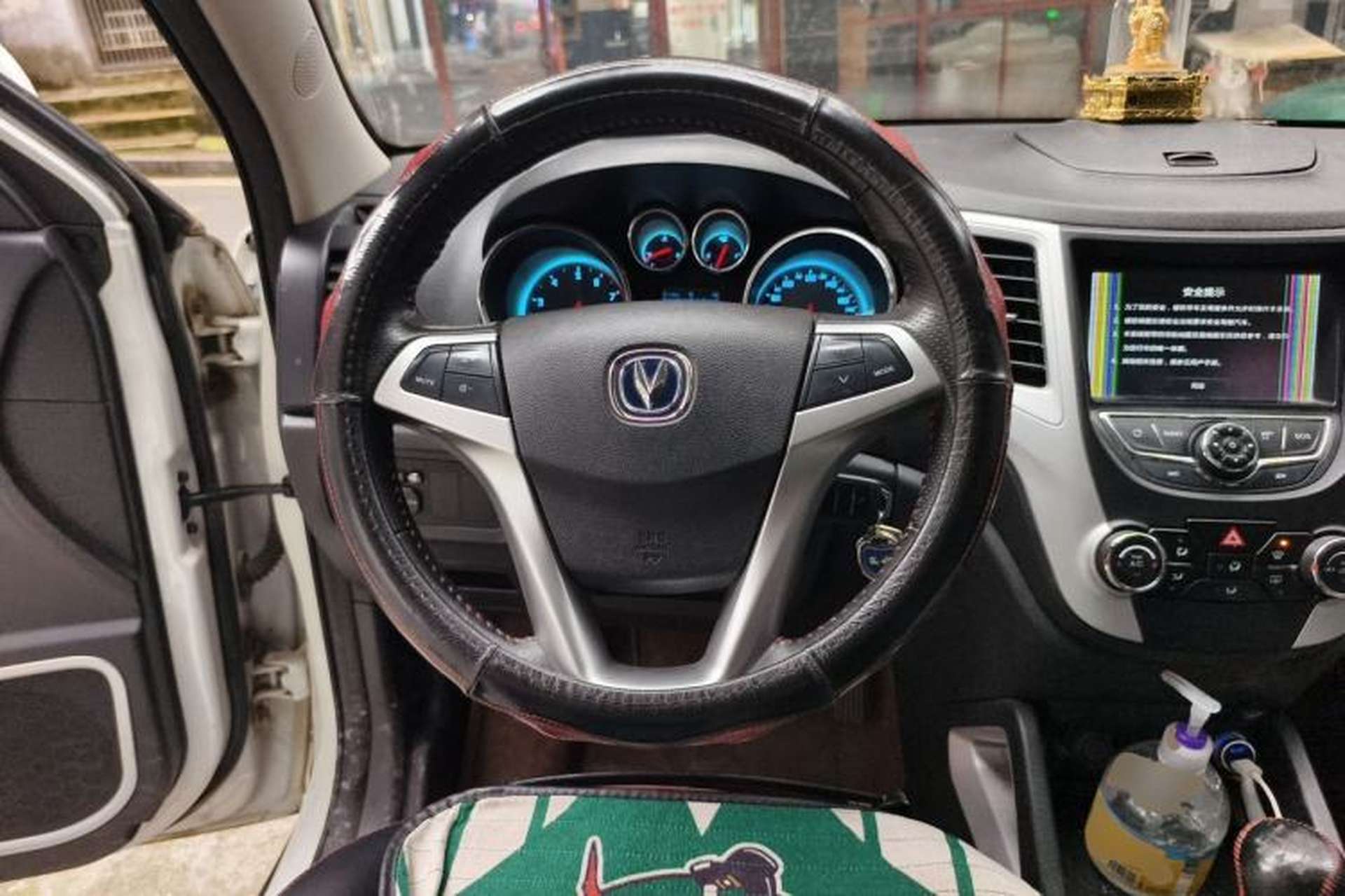 Used CHANGAN CS35 2015 1.6L Manual Luxury Model China IV Standard Steering Wheel