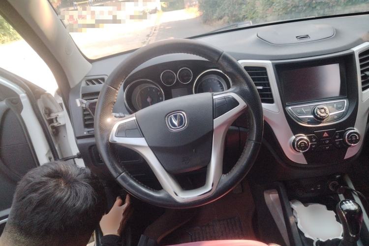 Used CHANGAN CS35 2015 1.6L Manual Luxury Model China IV Standard Steering Wheel