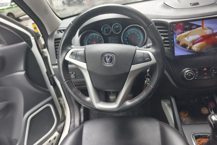 Used CHANGAN CS35 2015 1.6L Manual Luxury Model China V Standard Steering Wheel
