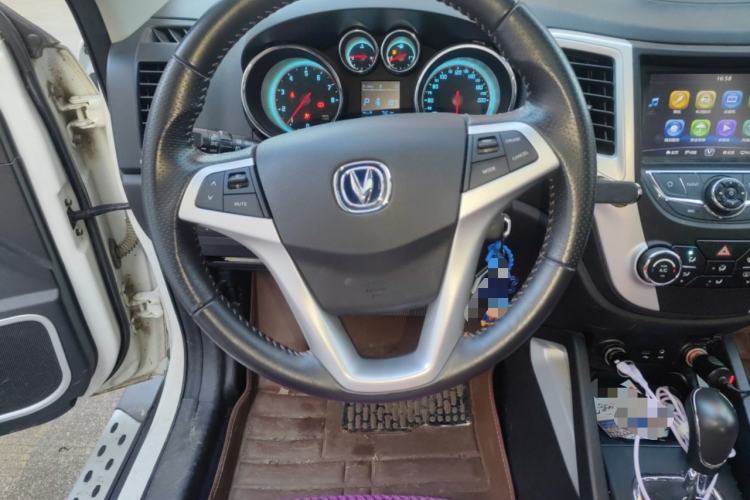 Used CHANGAN CS35 2015 1.6L Automatic Luxury Model China IV Standard Steering Wheel