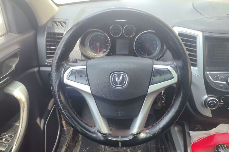 Used CHANGAN CS35 2015 1.6L Manual Luxury Model China IV Standard Steering Wheel