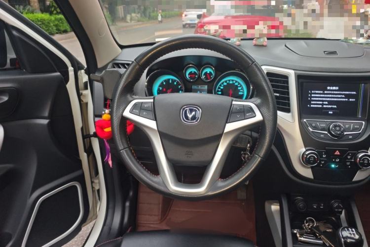 Used CHANGAN CS35 2015 1.6L Manual Luxury Model China IV Standard Steering Wheel