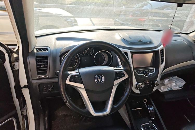 Used CHANGAN CS35 2015 1.6L Automatic Luxury Model China IV Standard Steering Wheel